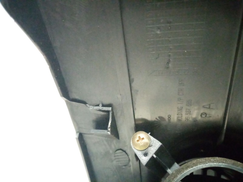 Recambio de mascara central de salpicadero para daewoo kalos 1.4 cat referencia OEM IAM   