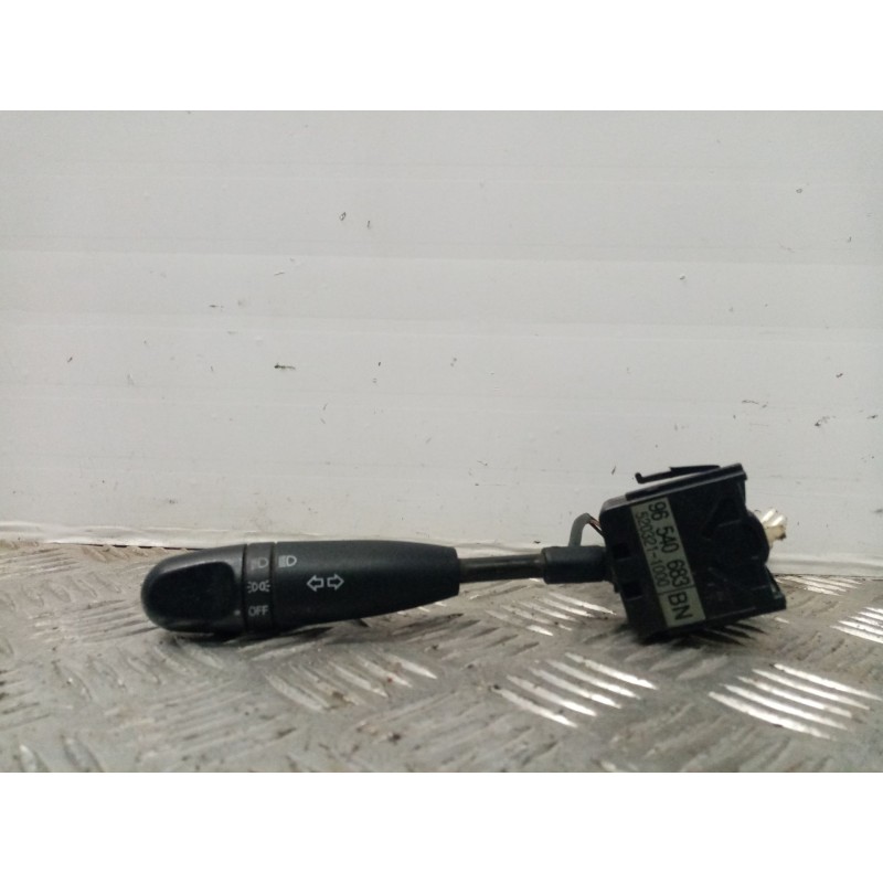 Recambio de mando luces para daewoo kalos 1.4 cat referencia OEM IAM 96540683 520321-1000 