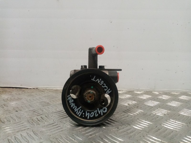 Recambio de bomba servodireccion para hyundai accent (lc) 1.3 cat referencia OEM IAM 5711025000  