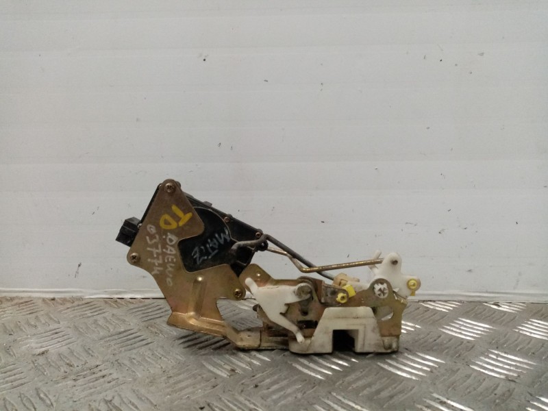 Recambio de cerradura puerta trasera derecha para daewoo matiz 0.8 cat referencia OEM IAM   