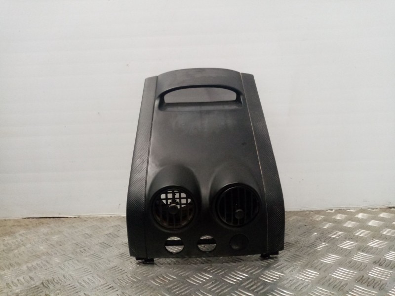 Recambio de mascara central de salpicadero para daewoo kalos 1.4 se referencia OEM IAM 96537685  