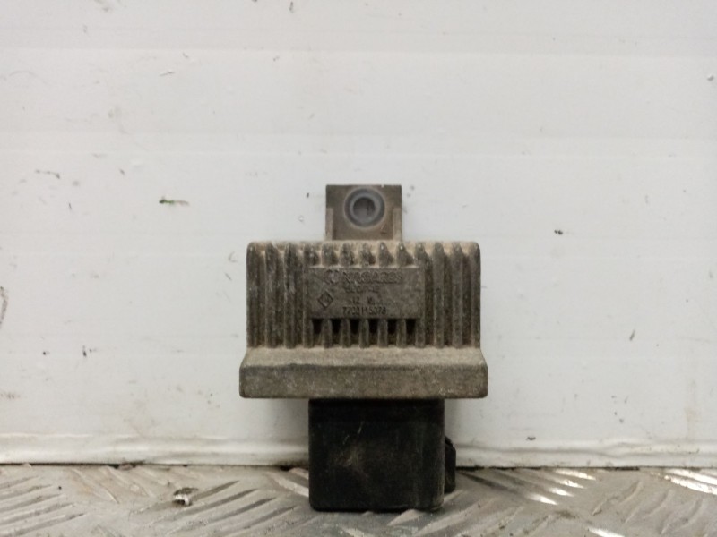 Recambio de caja precalentamiento para renault laguna ii (bg0) confort expression referencia OEM IAM 7700115078  