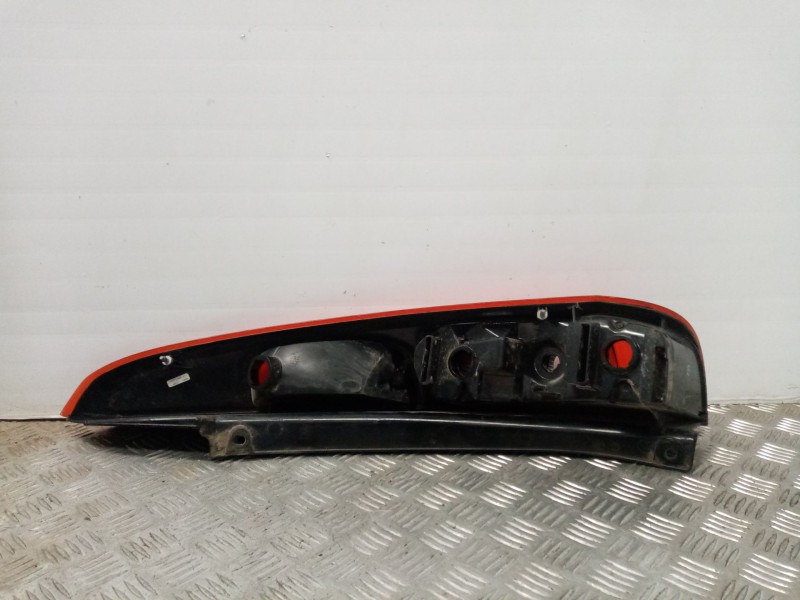 Recambio de piloto trasero izquierdo para ford fiesta (cb1) 1.4 tdci cat referencia OEM IAM   