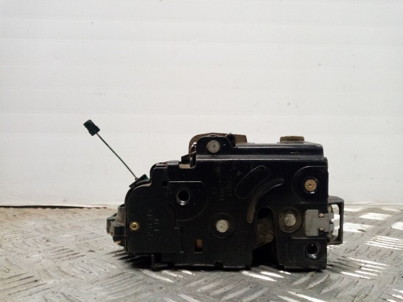 Recambio de cerradura puerta delantera derecha para seat toledo (1m2) signo referencia OEM IAM 3B1837016A  