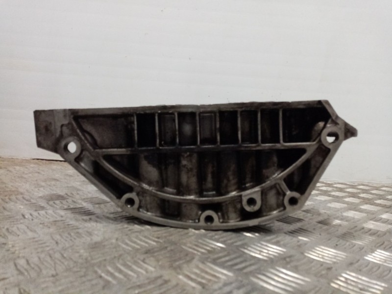 Recambio de carter para renault laguna ii (bg0) confort expression referencia OEM IAM 820066133  