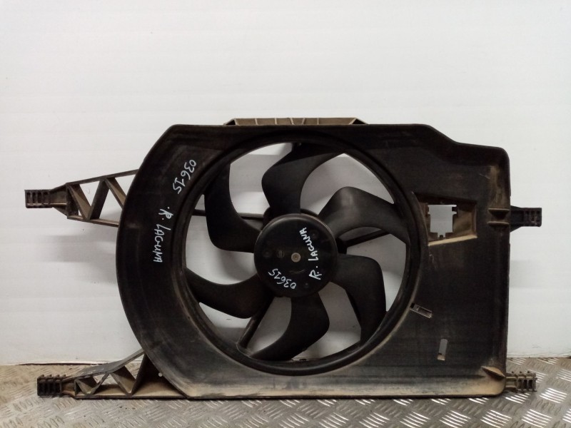 Recambio de electroventilador para renault laguna ii (bg0) confort expression referencia OEM IAM 8200025635  