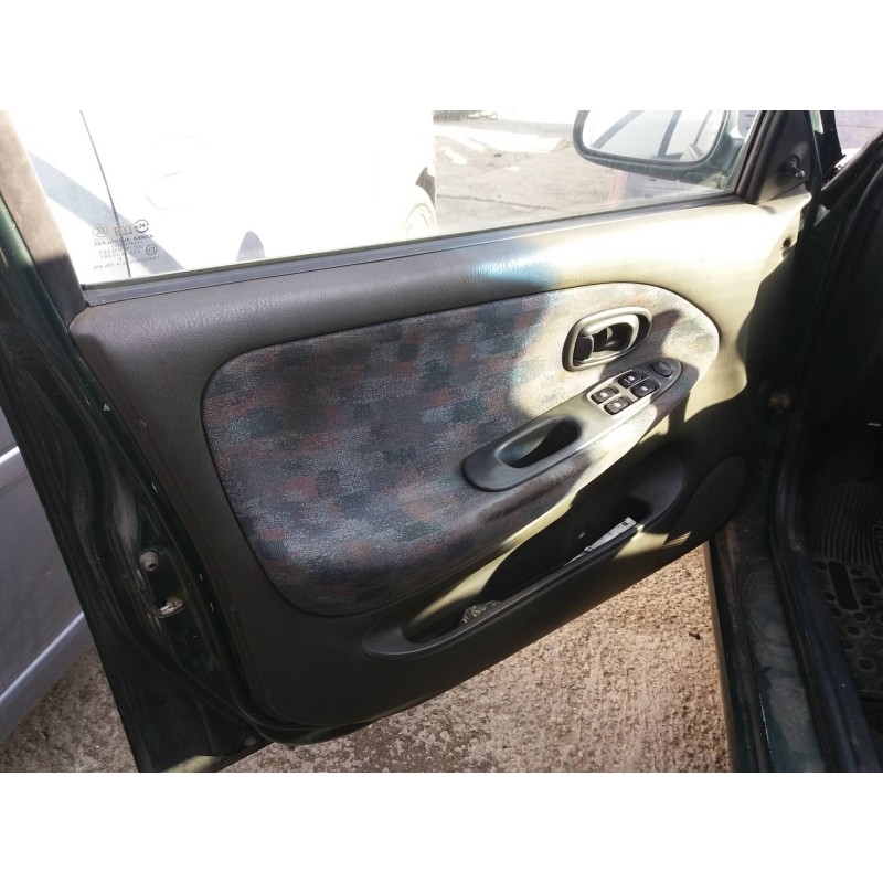 hyundai lantra berlina (rd) 1.6 cat   |   0.95 - ... | 1995 | 114 cv / 84 kw del año 1995 hyundai lantra berlina (rd) 1.6 cat   |   0.95 - ... | 1995 | 114 cv / 84 kw del año 1995