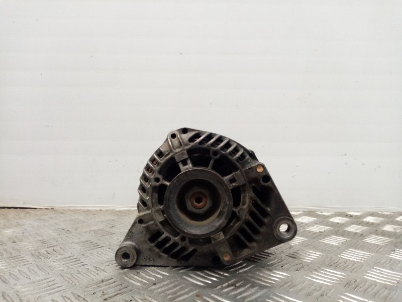 Recambio de alternador para volkswagen passat berlina (3b2) comfortline referencia OEM IAM 058903016E  