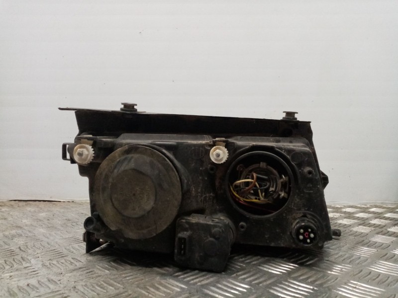 Recambio de faro izquierdo para volkswagen passat berlina (3b2) comfortline referencia OEM IAM 3B0941017K  