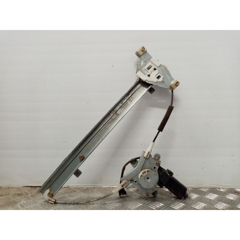 Recambio de elevalunas trasero derecho electrico para chevrolet nubira berlina 1.6 cat referencia OEM IAM   