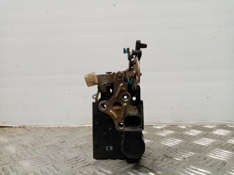 Recambio de cerradura puerta trasera izquierda para chevrolet nubira berlina 1.6 cat referencia OEM IAM   