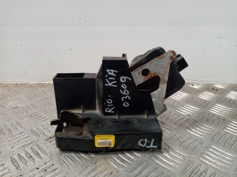 Recambio de cerradura puerta trasera derecha para kia rio referencia OEM IAM 81420FD100  