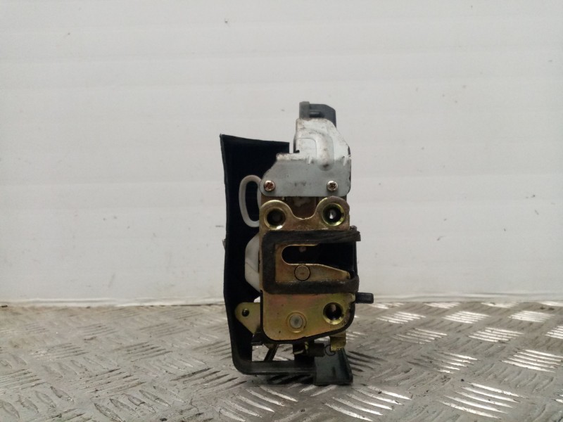 Recambio de cerradura puerta trasera derecha para kia rio referencia OEM IAM 81420FD100  