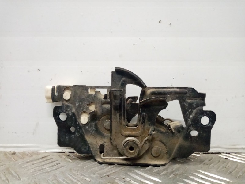 Recambio de cerradura capot para ford focus lim. (cb8) referencia OEM IAM BM5A16700  