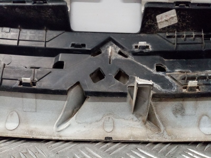 Recambio de rejilla delantera para citroen berlingo 1.9 diesel referencia OEM IAM   