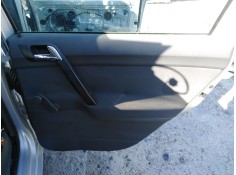 Recambio de guarnecido puerta trasera derecha para volkswagen polo (9n1) trendline referencia OEM IAM   