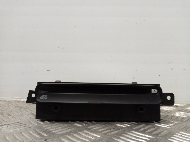 Recambio de sistema audio / radio cd para nissan primera berlina (p12) referencia OEM IAM 28185BA010  