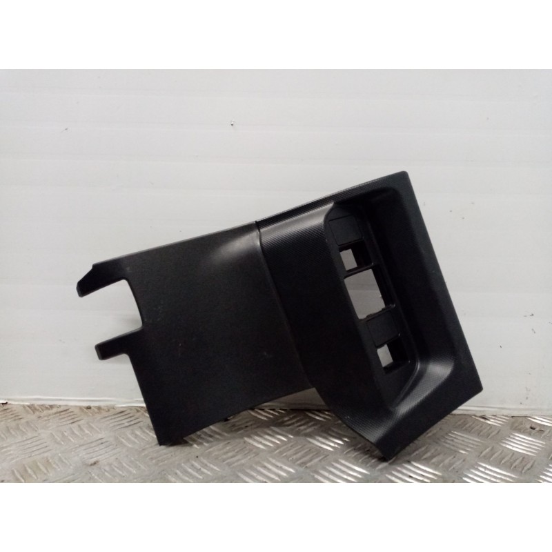 Recambio de salpicadero para toyota auris referencia OEM IAM 5554502030  