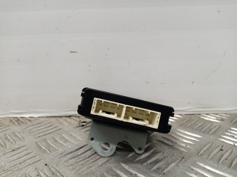 Recambio de modulo electronico para toyota auris referencia OEM IAM 8969002010 MB1028500091 