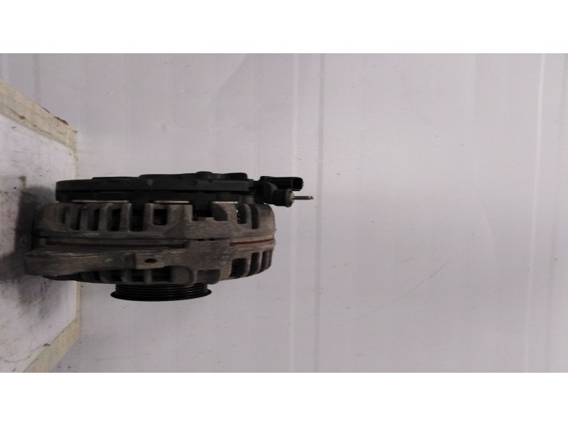 Recambio de alternador para  referencia OEM IAM 27060-0D140-B 0124325079 