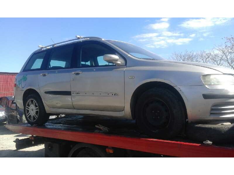 fiat stilo multi wagon (192) 1.9 jtd 80   |   0.03 - ... | 2003 | 80 cv / 59 kw del año 2003