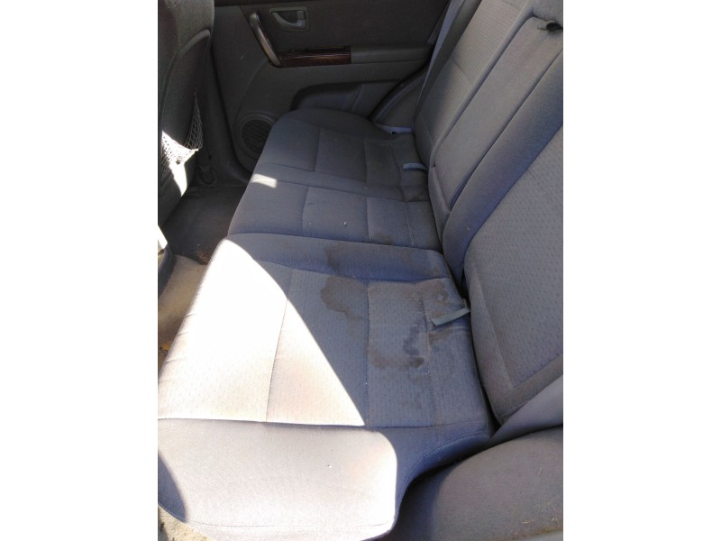 Recambio de asientos traseros para kia sorento 2.5 crdi cat referencia OEM IAM   