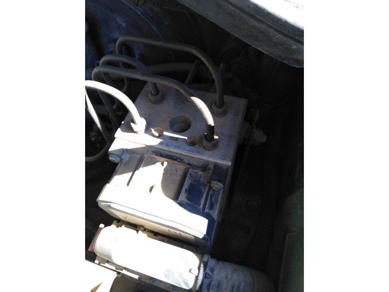Recambio de abs para kia sorento 2.5 crdi cat referencia OEM IAM 0265216928  