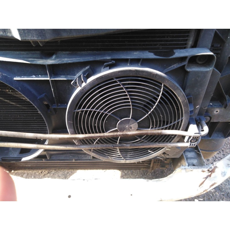 Recambio de electroventilador radiador aire acondicionado para volkswagen crafter 30 2.5tdi 109 corto referencia OEM IAM   