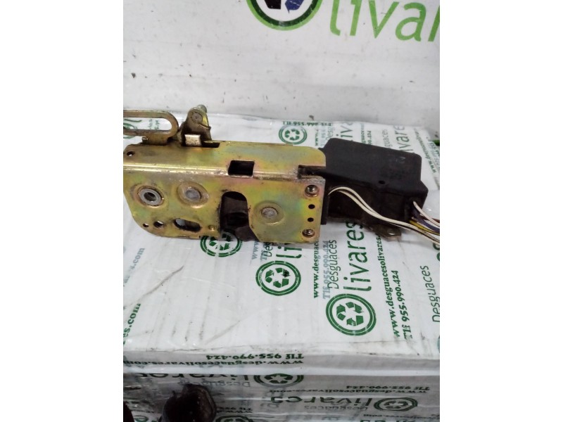 Recambio de cerradura puerta delantera derecha para  referencia OEM IAM 81626806122  