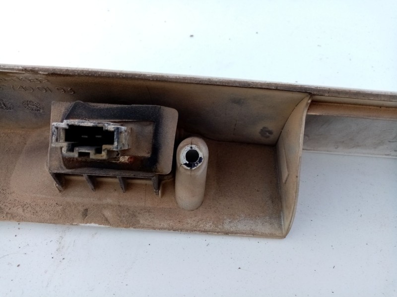 Recambio de moldura piloto matricula para mercedes vaneo (w414) furgoneta compacta referencia OEM IAM 4147400193  