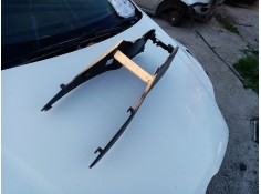 Recambio de mascara central de salpicadero para mercedes vaneo (w414) furgoneta compacta referencia OEM IAM A4146830008   2