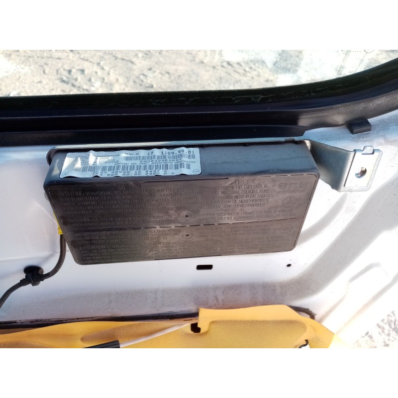 Recambio de airbag lateral delantero derecho para mercedes vaneo (w414) furgoneta compacta referencia OEM IAM 1688600205 1711699