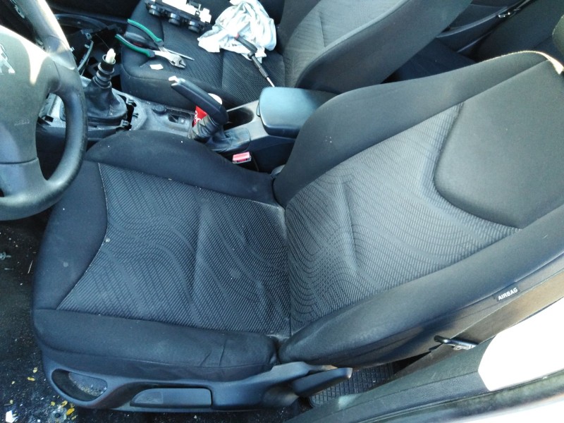 Recambio de asiento delantero izquierdo para peugeot 308 1.6 hdi fap referencia OEM IAM   