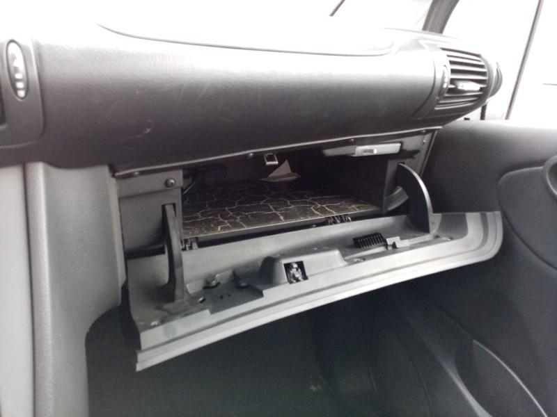 Recambio de guantera para mercedes vaneo (w414) furgoneta compacta referencia OEM IAM 4146800098  