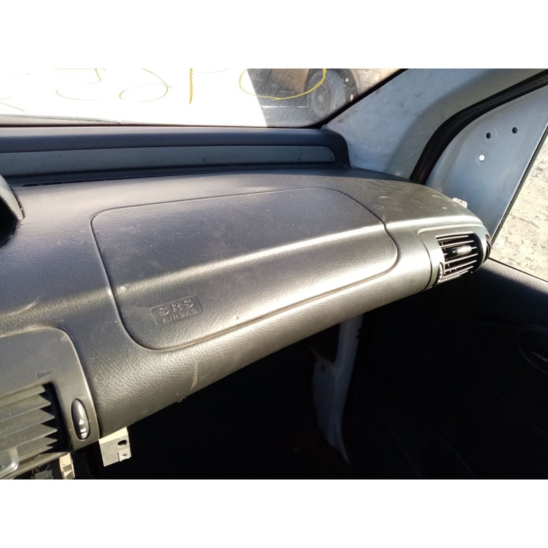Recambio de airbag delantero derecho para mercedes vaneo (w414) furgoneta compacta referencia OEM IAM 1688600805  