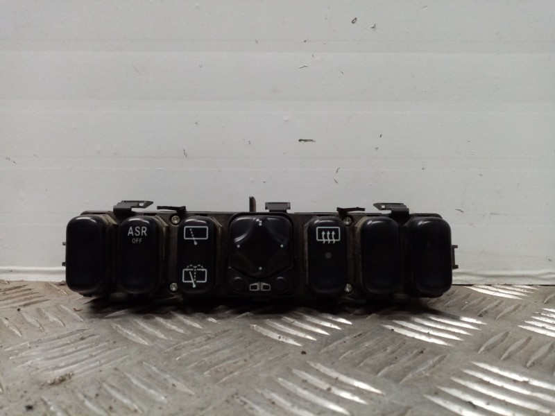 Recambio de mando retrovisor para mercedes vaneo (w414) furgoneta compacta referencia OEM IAM 1688203610 33010901 