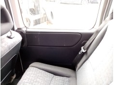 Recambio de guarnecido puerta trasera derecha para mercedes vaneo (w414) furgoneta compacta referencia OEM IAM   