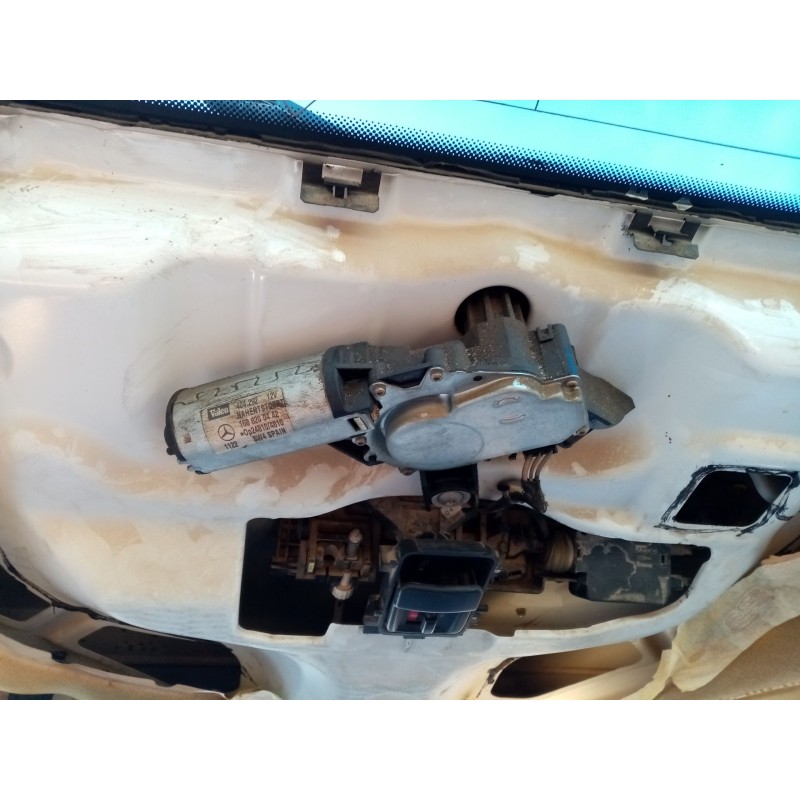 Recambio de motor limpia trasero para mercedes vaneo (w414) furgoneta compacta referencia OEM IAM 1688200442  