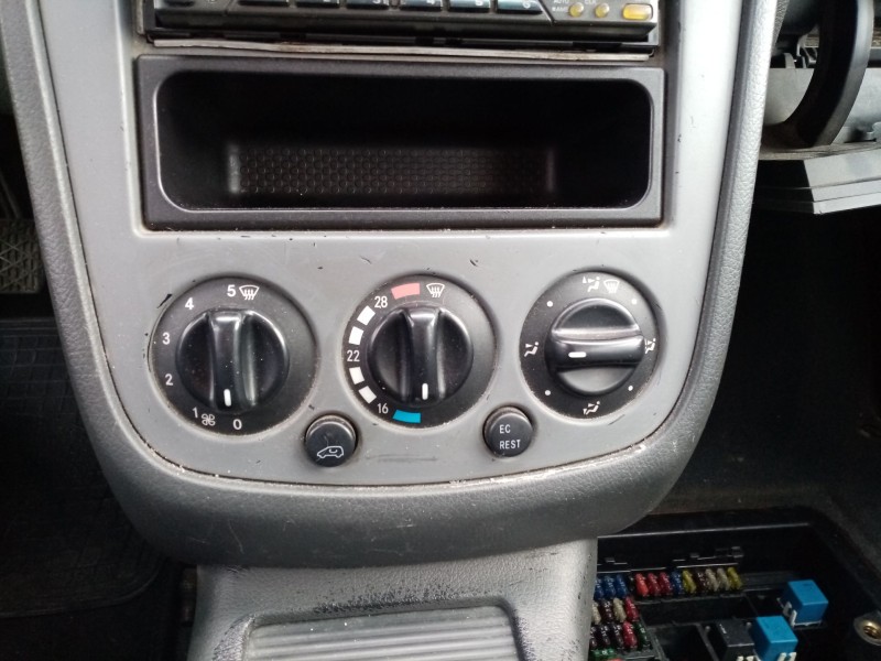 Recambio de mando calefaccion / aire acondicionado para mercedes vaneo (w414) furgoneta compacta referencia OEM IAM A4144460228 