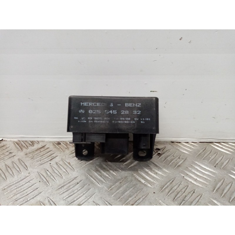 Recambio de caja precalentamiento para mercedes vaneo (w414) furgoneta compacta referencia OEM IAM 0255452832  