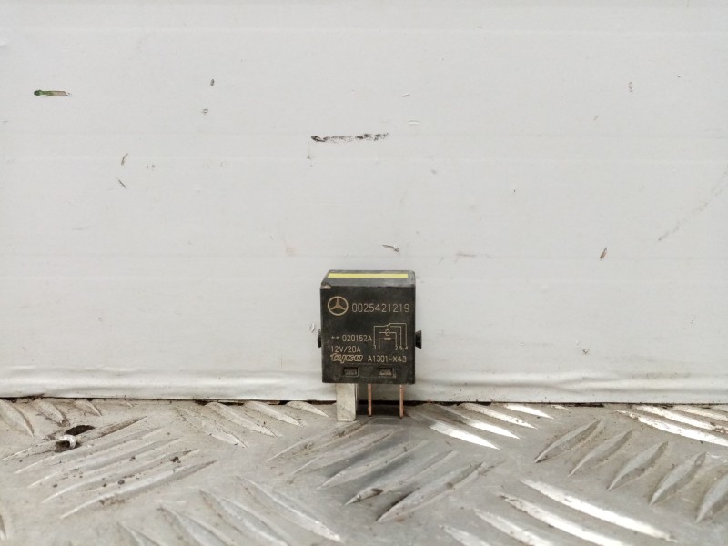Recambio de rele para mercedes vaneo (w414) furgoneta compacta referencia OEM IAM 0025421219 020152A V23074