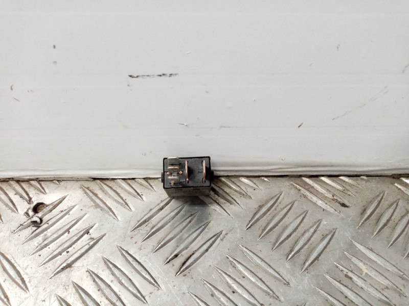 Recambio de rele para mercedes vaneo (w414) furgoneta compacta referencia OEM IAM 0025421219 020152A V23074