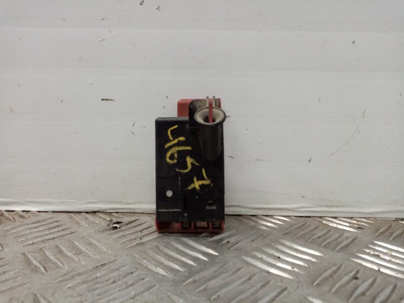 Recambio de maneta interior capo para mercedes vaneo (w414) furgoneta compacta referencia OEM IAM   