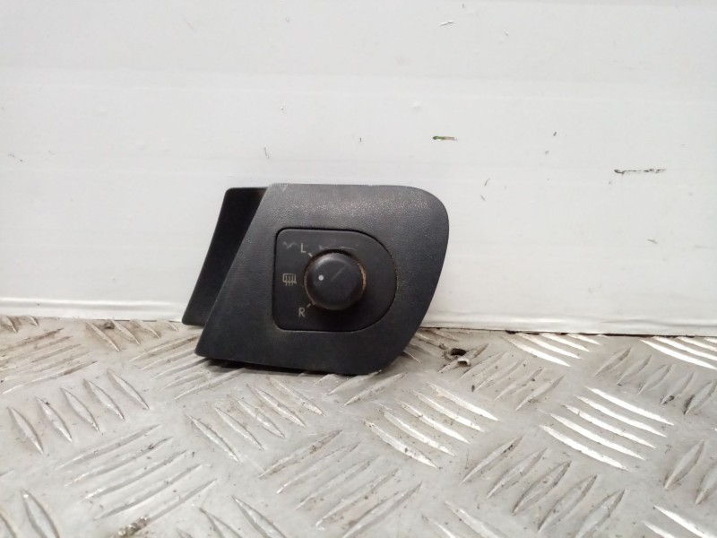 Recambio de mando retrovisor para skoda octavia berlina (1u2) ambiente referencia OEM IAM 1U1959565L  