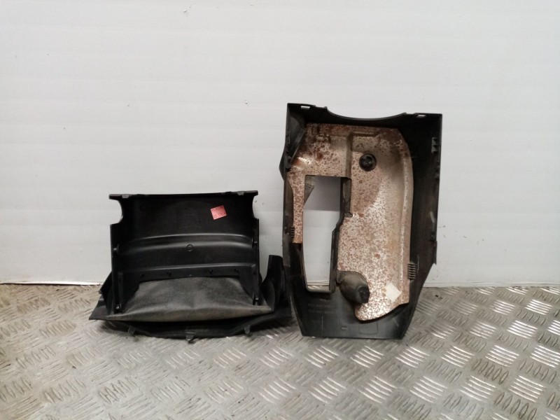 Recambio de carcasa mandos columna direccion para ford focus lim. (cb8) referencia OEM IAM AM513530ACW BM513533AAW BM5135336BBW