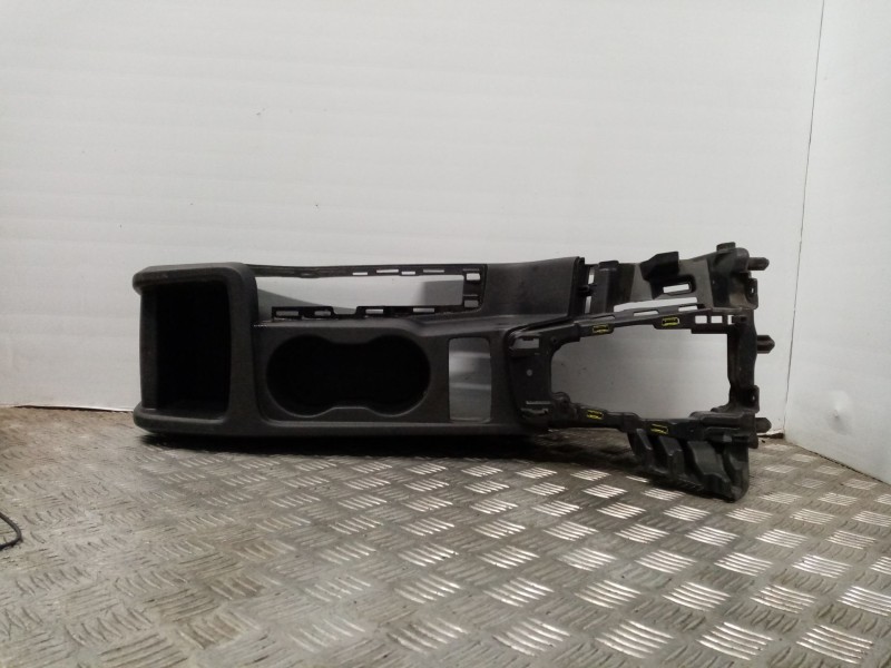 Recambio de mascara central de salpicadero para ford focus lim. (cb8) referencia OEM IAM BM51A045M62  