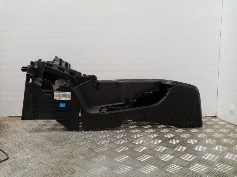 Recambio de mascara central de salpicadero para ford focus lim. (cb8) referencia OEM IAM BM51A045M62  