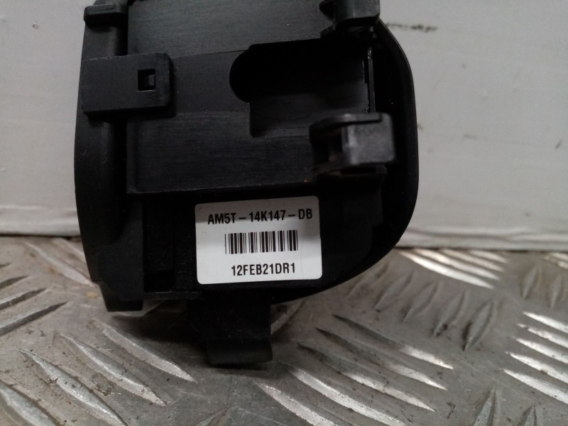 Recambio de mando volante para ford focus lim. (cb8) referencia OEM IAM AM5T14K147DB 13FEB21DR1 