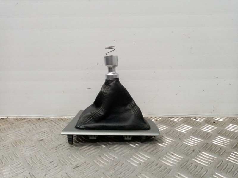 Recambio de guarnecidos palanca cambio para ford focus lim. (cb8) referencia OEM IAM BM51A045B79 BM51A044H83AB 