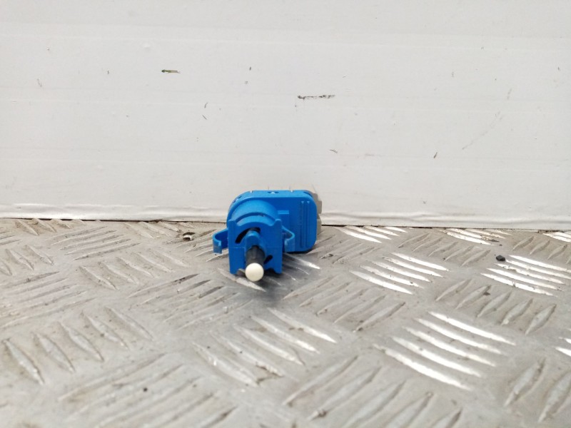 Recambio de sensor pedal freno para ford focus lim. (cb8) referencia OEM IAM 8T4T96854AA  